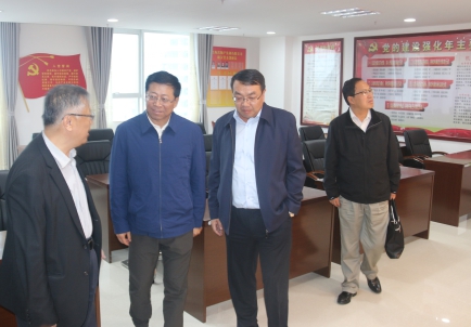 青海省副省长、省国资委党委书记、主任王黎明，莅临yl7703永利集团调研指导工作