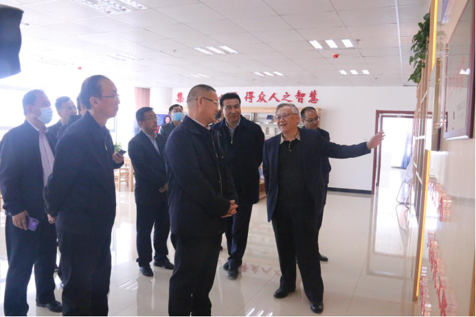 青海省副省长刘涛一行莅临yl7703永利集团调研